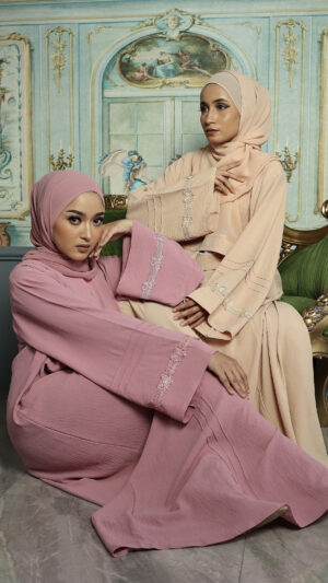 Afsya Abaya
