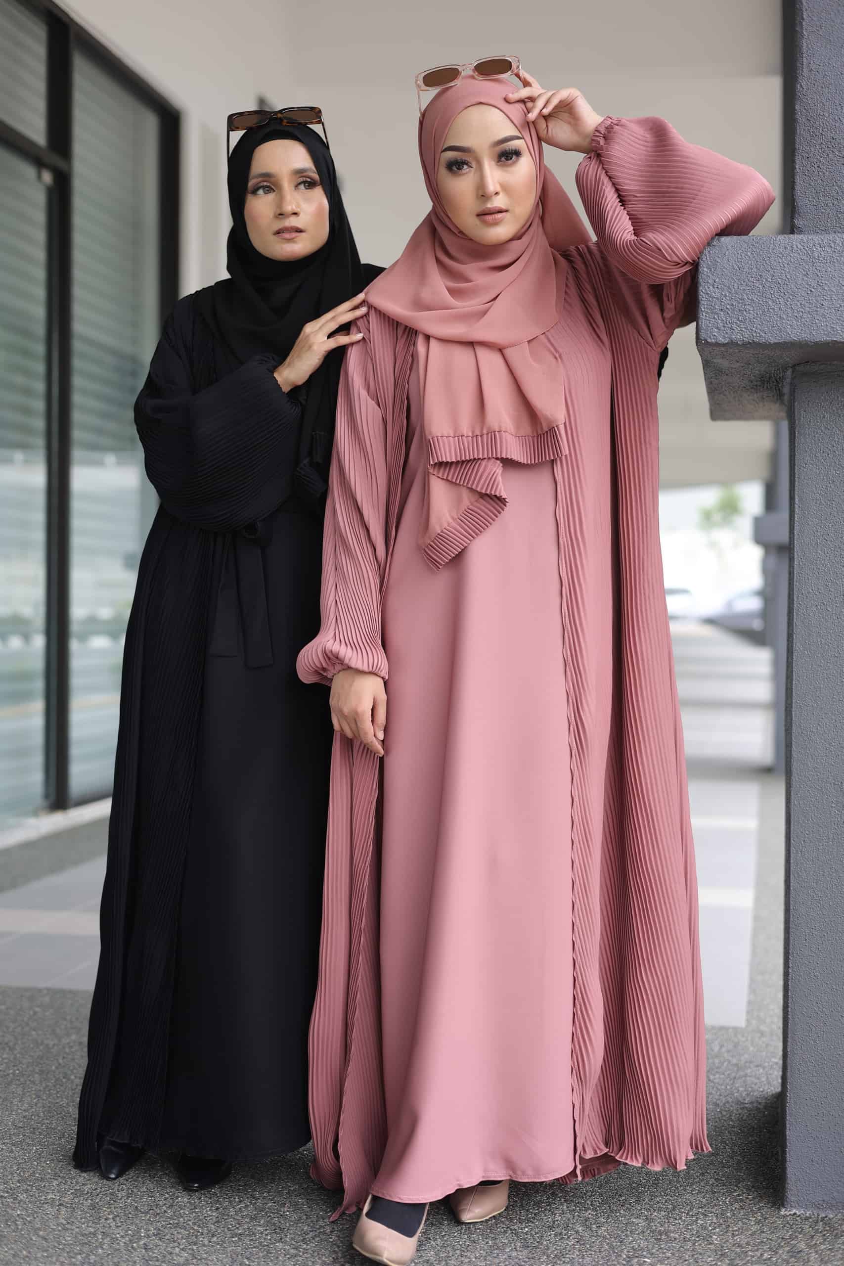 Arysha Pleated Abaya - BYSARA.MY