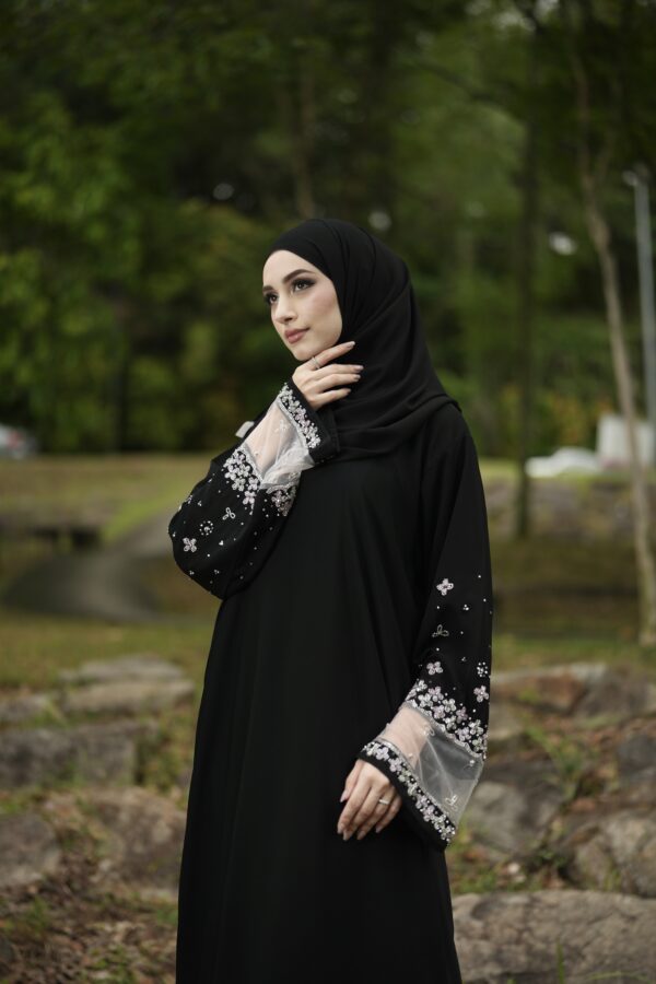 Aiyla Abaya (Black)